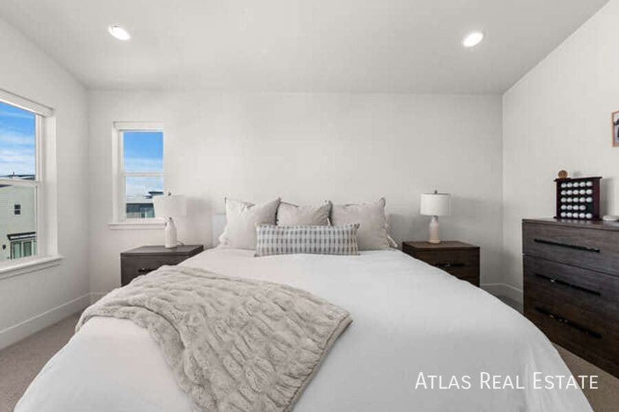 Building Photo - 7856 W 43rd Pl