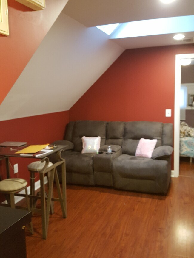 2147 Salisbury Park Dr 2147 Salisbury Park Dr Westbury NY 11590 Apartment Finder