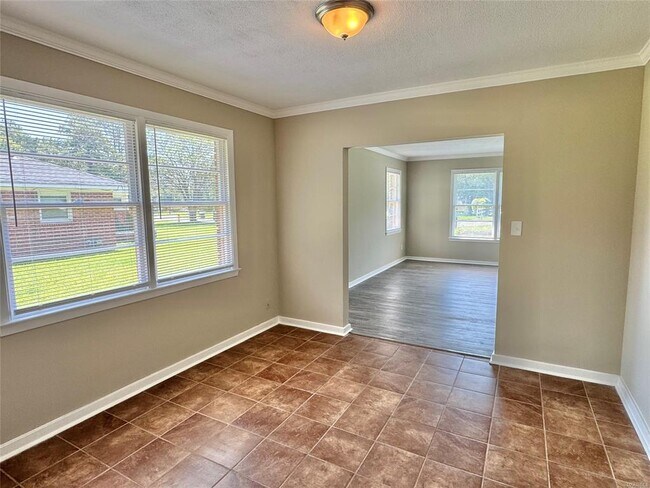 Building Photo - 3719 Bridlewood Dr