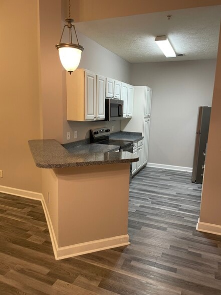 Building Photo - 125 Ashley Park Dr