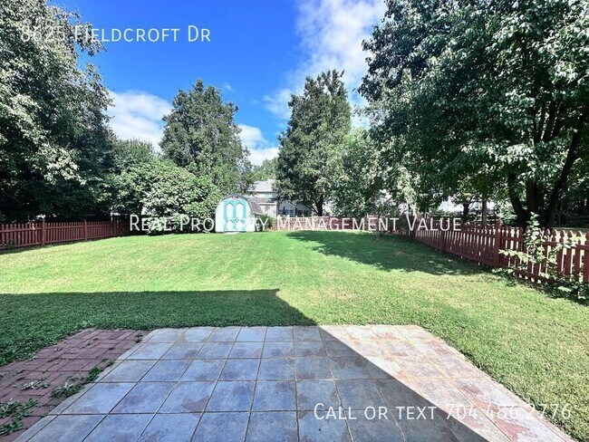 Building Photo - 8625 Fieldcroft Dr