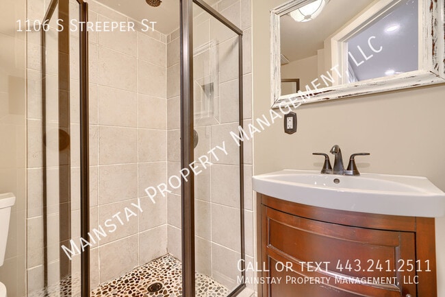 Building Photo - 1106 S Streeper St