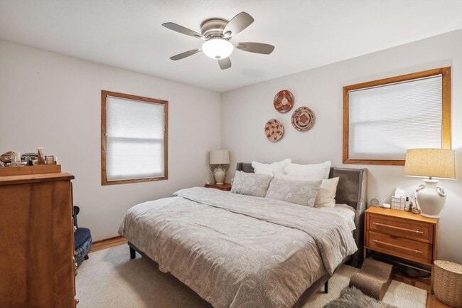 Building Photo - 4237 Ottawa Ave S