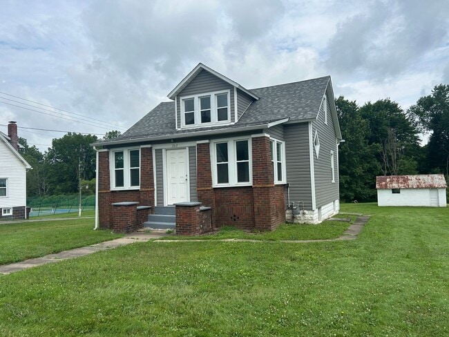 Primary Photo - Single Family Home for Rent Outside Grove ...