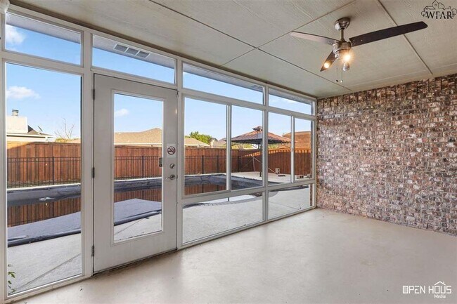Building Photo - 5405 Blazing Star Ln