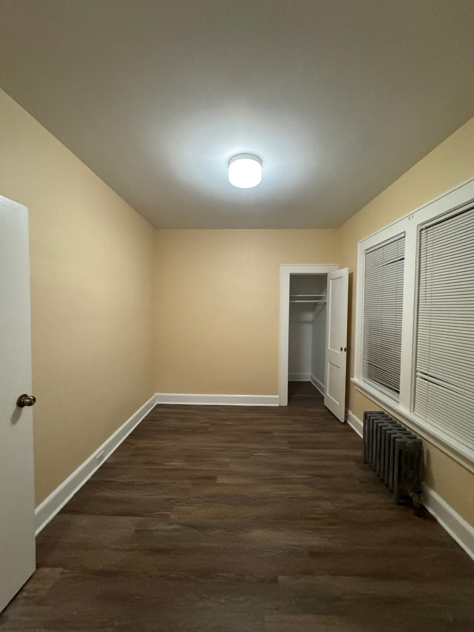 Building Photo - 336 Harding Ave