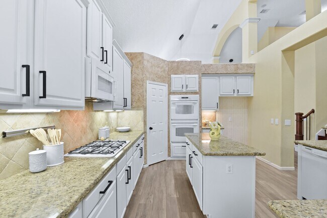 Building Photo - 23030 N Warmstone Way