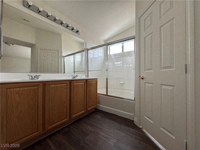 Building Photo - 2905 Salado Creek Ave