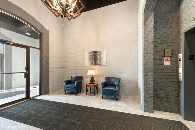 Building Photo - 475 Plum Creek Dr