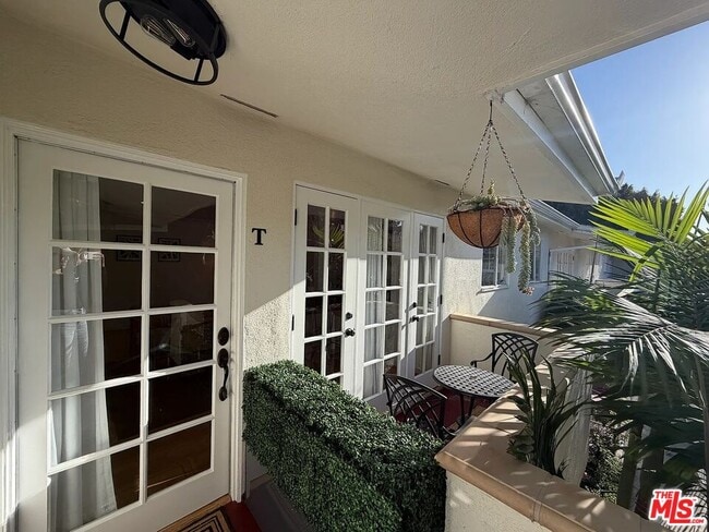 Building Photo - 1033 20th St