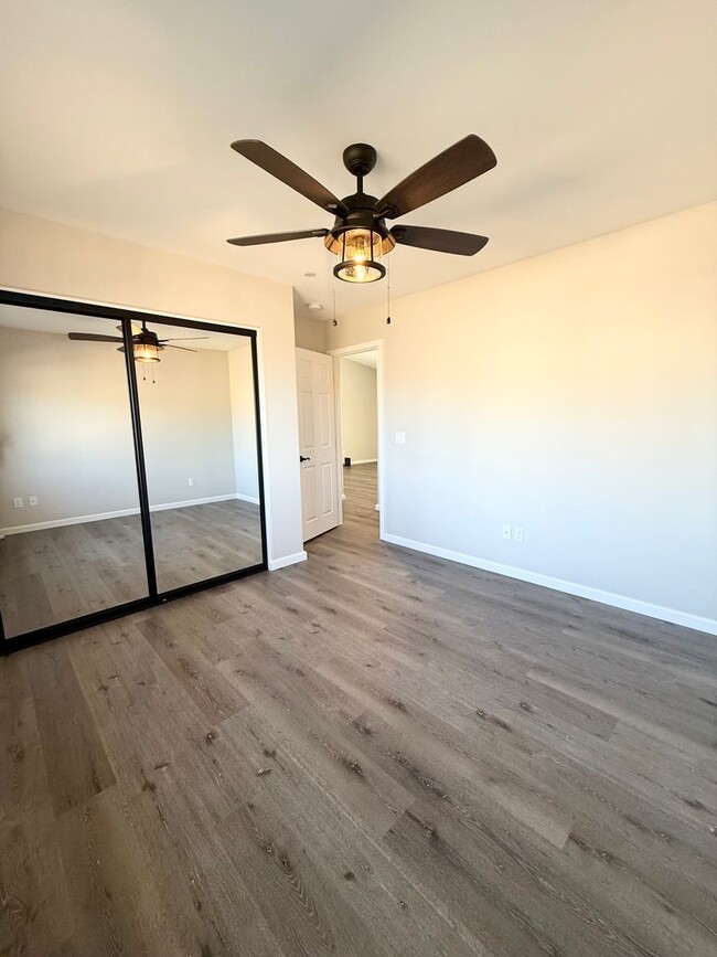 Building Photo - **COMING SOON ** 3 Bed 2 Bath Home