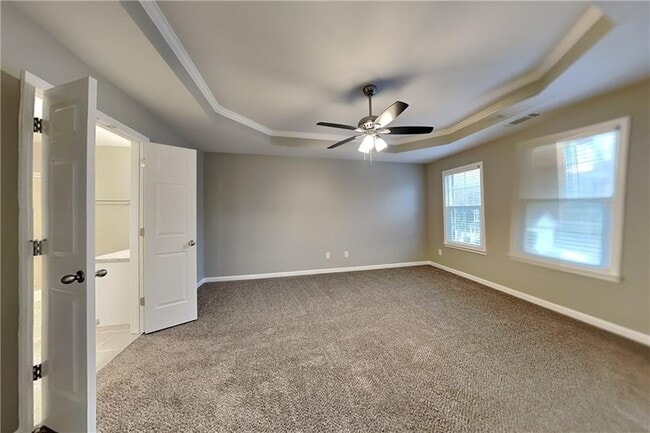 Building Photo - 374 Oak Springs Dr NW