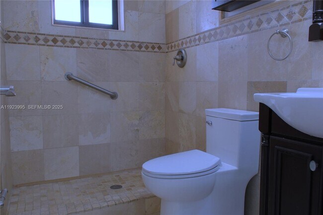 Building Photo - 9451 SW 79th St