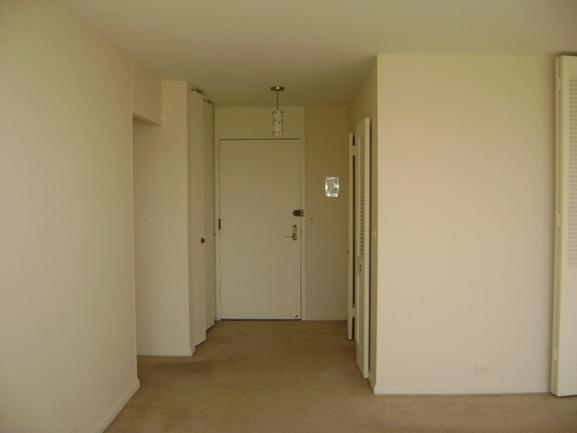 Building Photo - 2800 N Lake Shore Dr