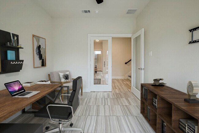 Building Photo - 4025 Tulane St