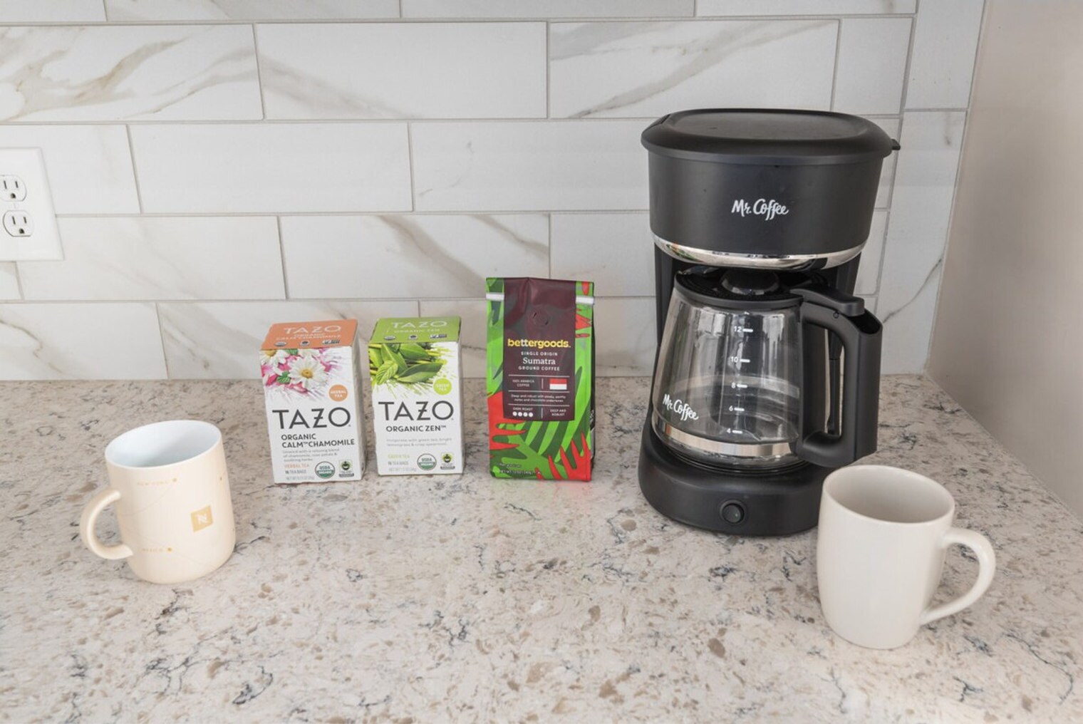 Building Photo - 1555 California St