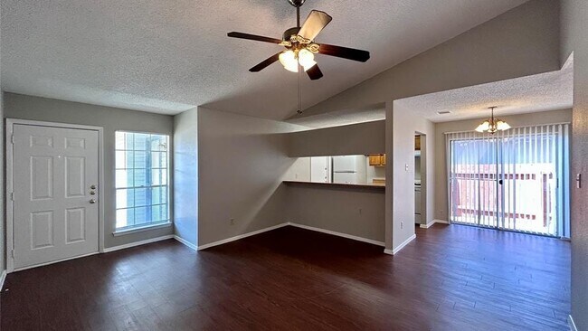 Building Photo - 506 Willowbend Cove