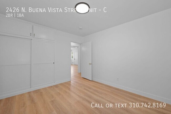 Building Photo - 2426 N Buena Vista St