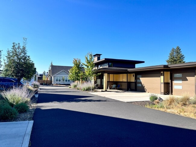 Building Photo - Stunning Prairie style 2bd/2bath + office in ClearPine!