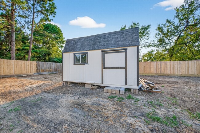Building Photo - 19140 Ranchcrest Dr