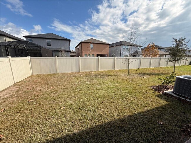 Building Photo - 9800 Little Bluestem Dr