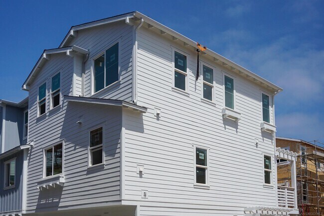 Building Photo - 7479 Ponto Rd