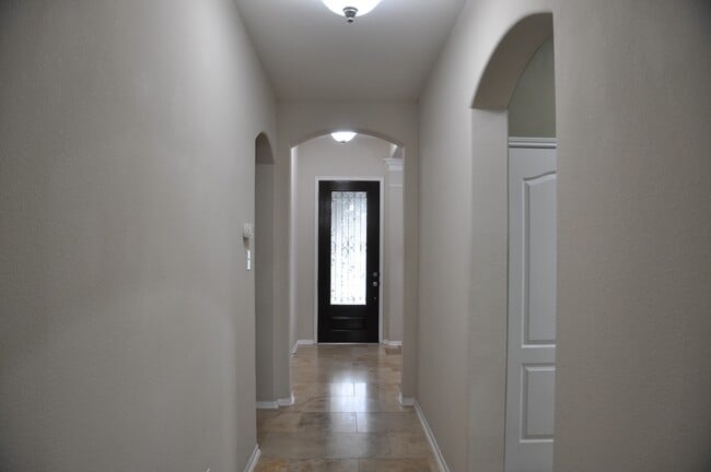 Building Photo - 6315 Denison Oaks Dr