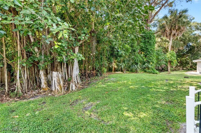 Building Photo - 10004 Connecticut St