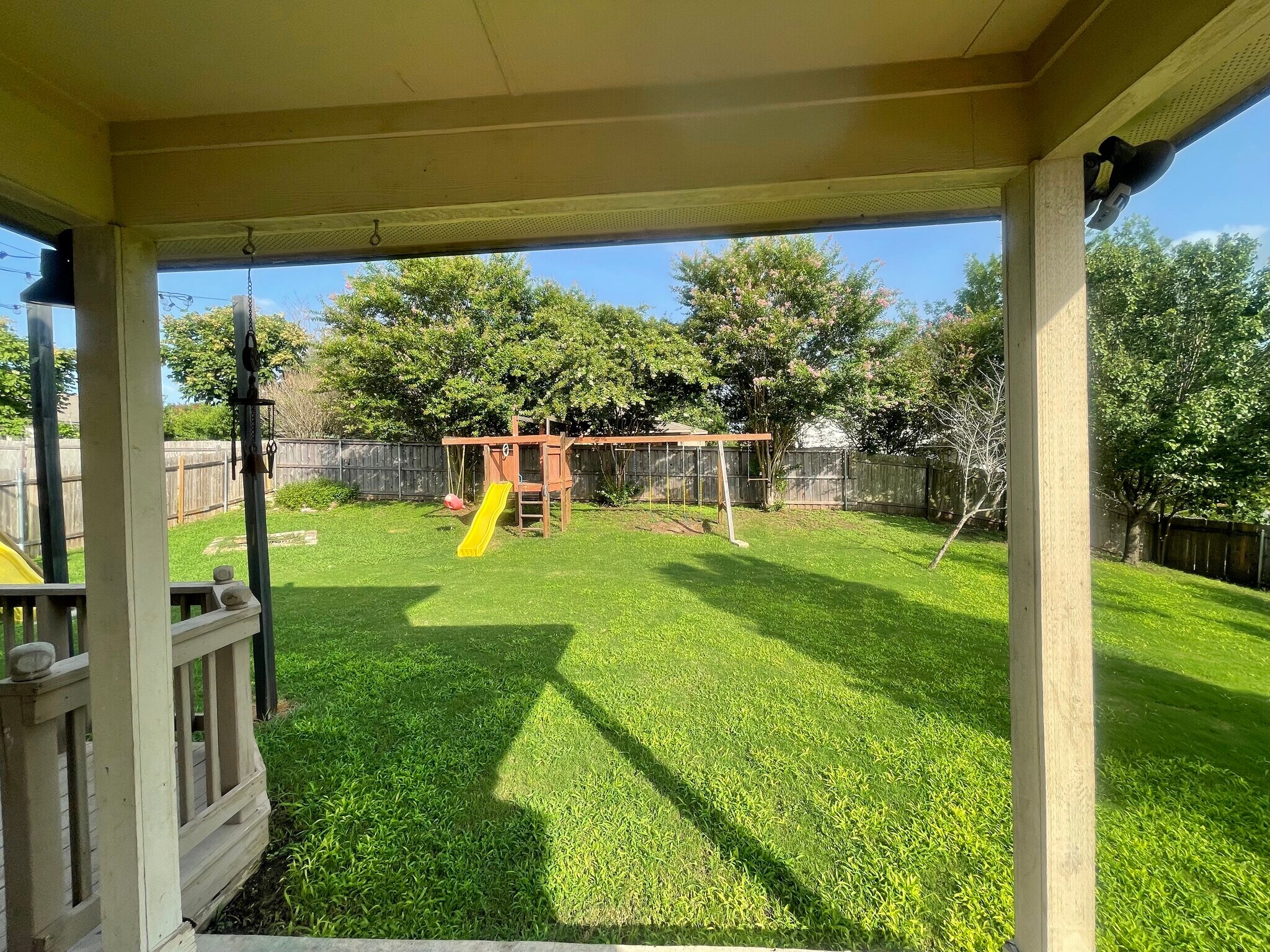 Building Photo - 411 Marquitos Drive