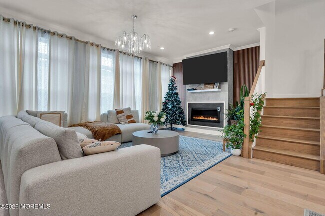 Building Photo - 23 Valiant Ct