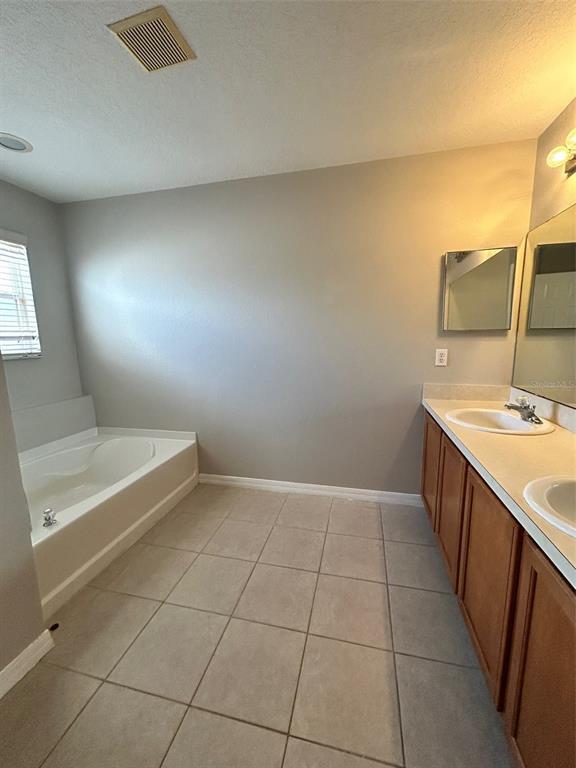 Building Photo - 1244 Ocklawaha Dr