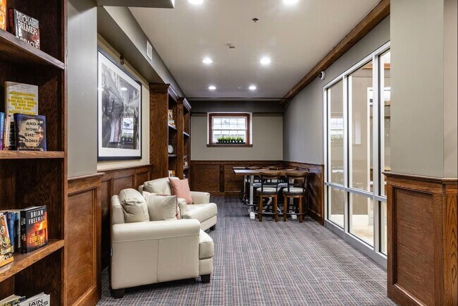 Building Photo - 70 Foundry St