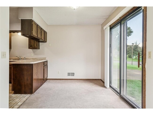 Building Photo - 3893 Dolomite Dr