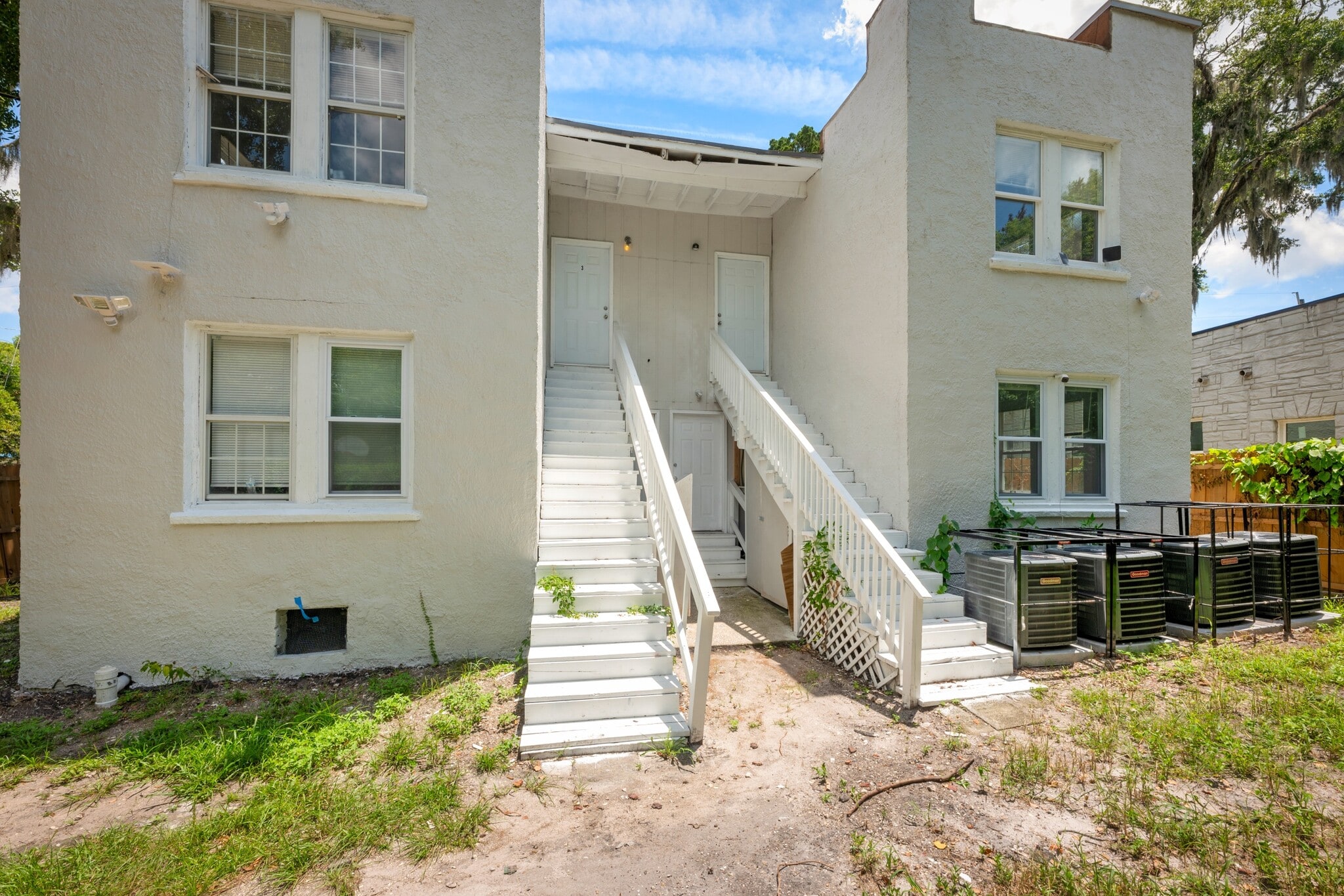 Building Photo - 3524 Boulevard
