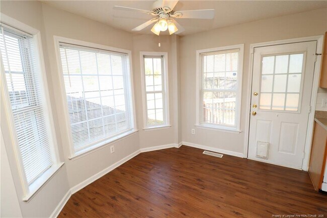 Building Photo - 2324 Maybrook Dr