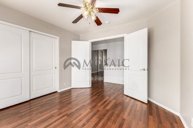 Building Photo - 3761 S Waterfront Dr