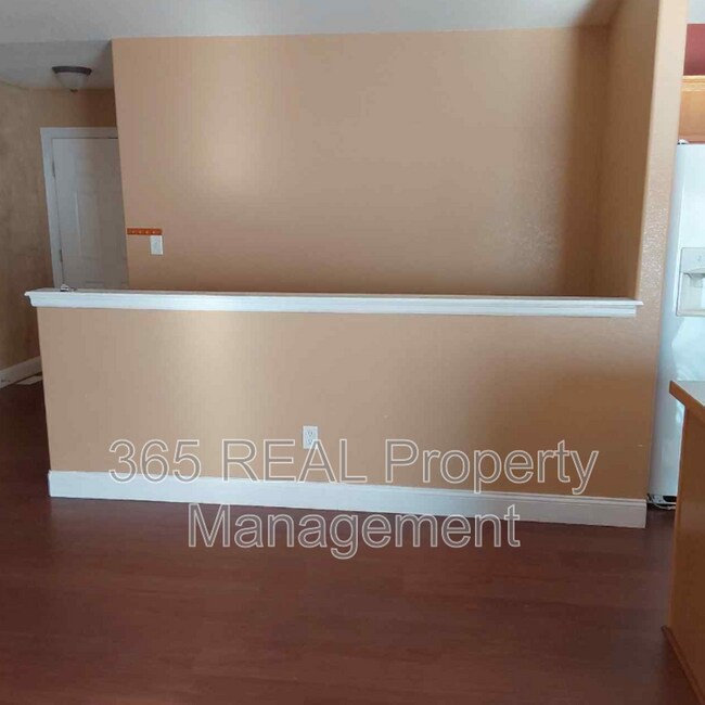 Building Photo - 3026 45th Ave