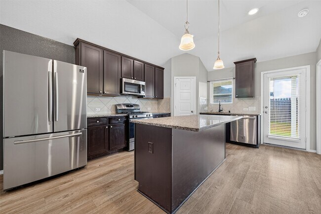 Building Photo - 6747 Scarlet Sagebrush St