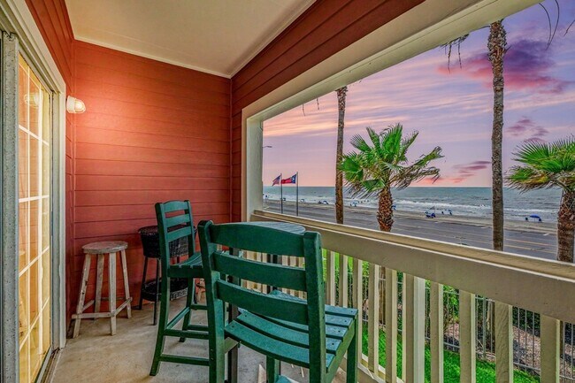 Building Photo - 7000 Seawall Blvd
