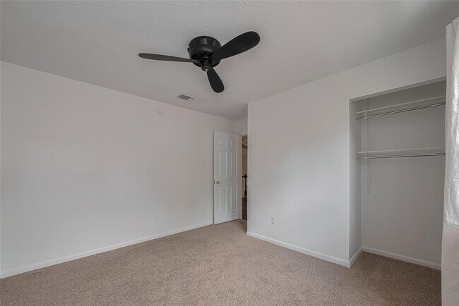 Building Photo - 3614 Spring Arbor Way