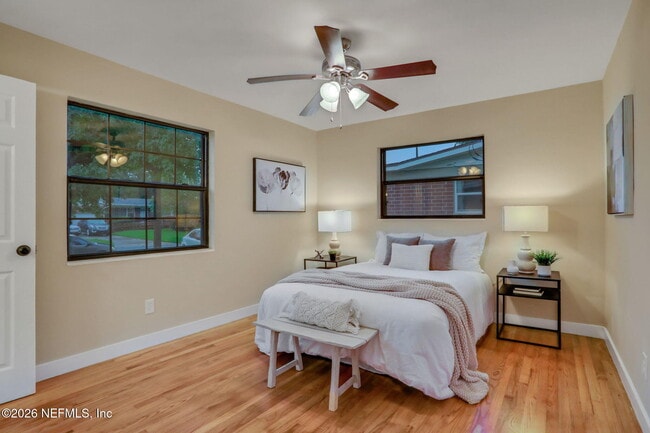 Building Photo - 2138 Larry Dr