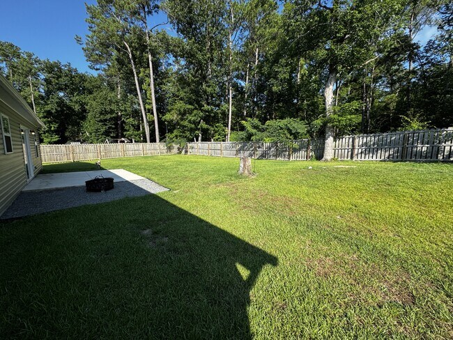 Building Photo - 232 Westfield Dr