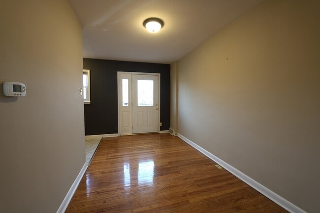 Building Photo - 3613 Weightman St