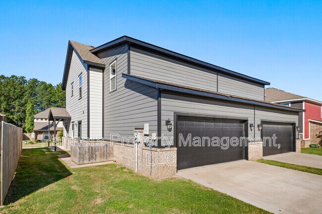 Building Photo - 4092 W Santa Maria Ln