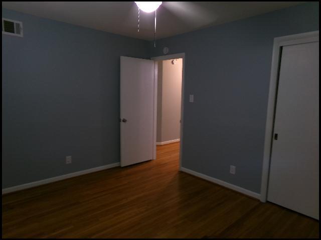 Building Photo - 51 Meadowbrook Dr