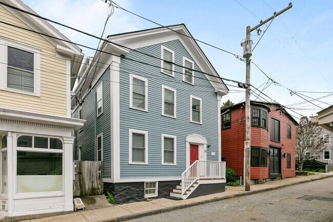 Building Photo - 30 Prospect Hill St