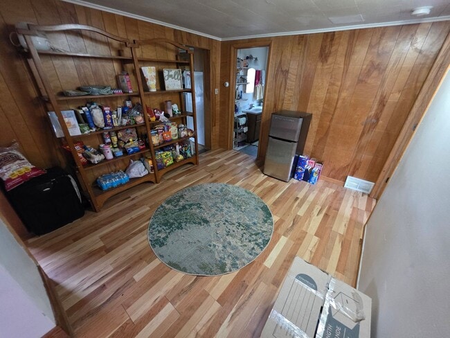Building Photo - $1600| 4BD 1BA| 524 7th| Available 6/1/2026!