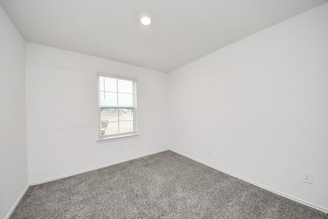 Building Photo - 1310 Bison View Ln