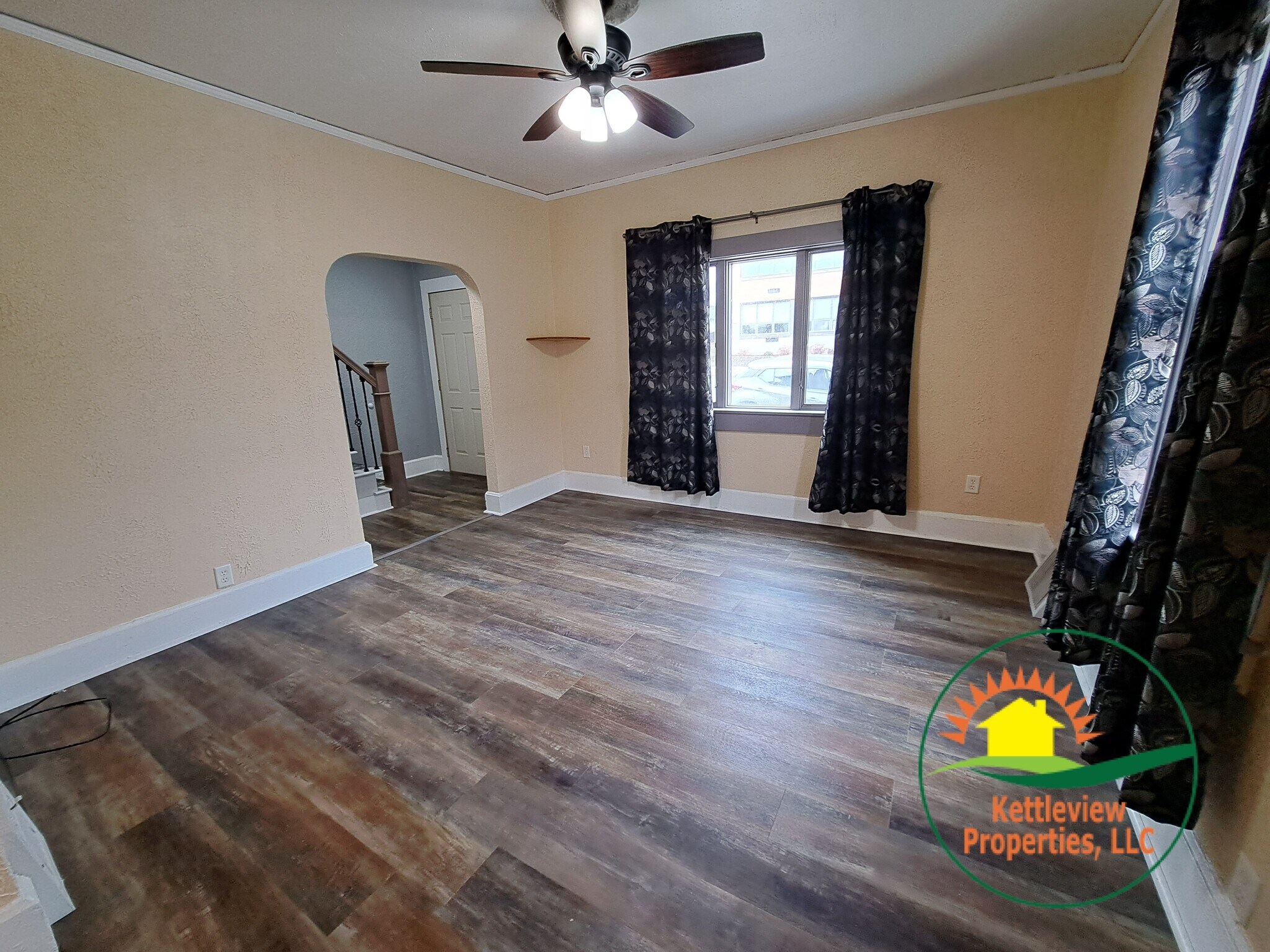 Living Room - 707 State Street