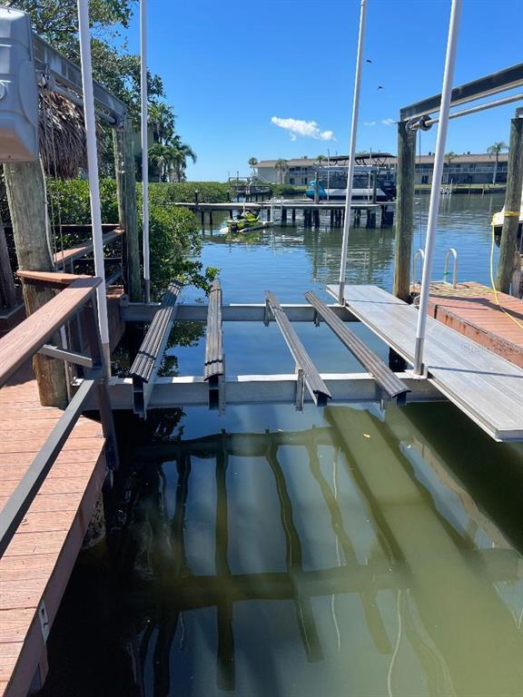 Building Photo - 8714 Cove Ct